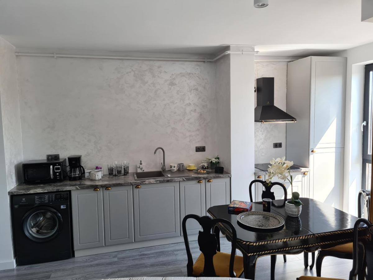 Parisian Apartment Cluj Luaran gambar