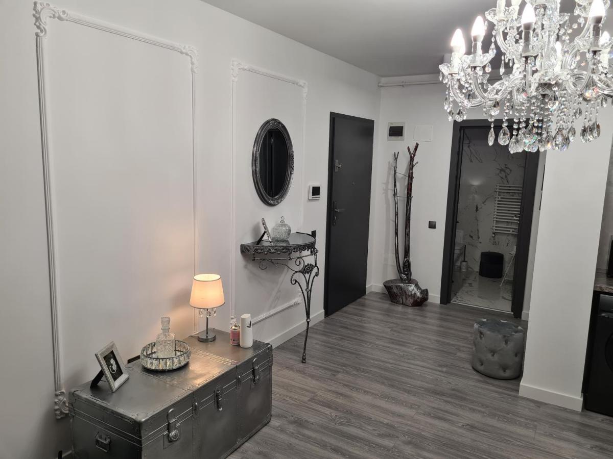 Parisian Apartment Cluj Luaran gambar