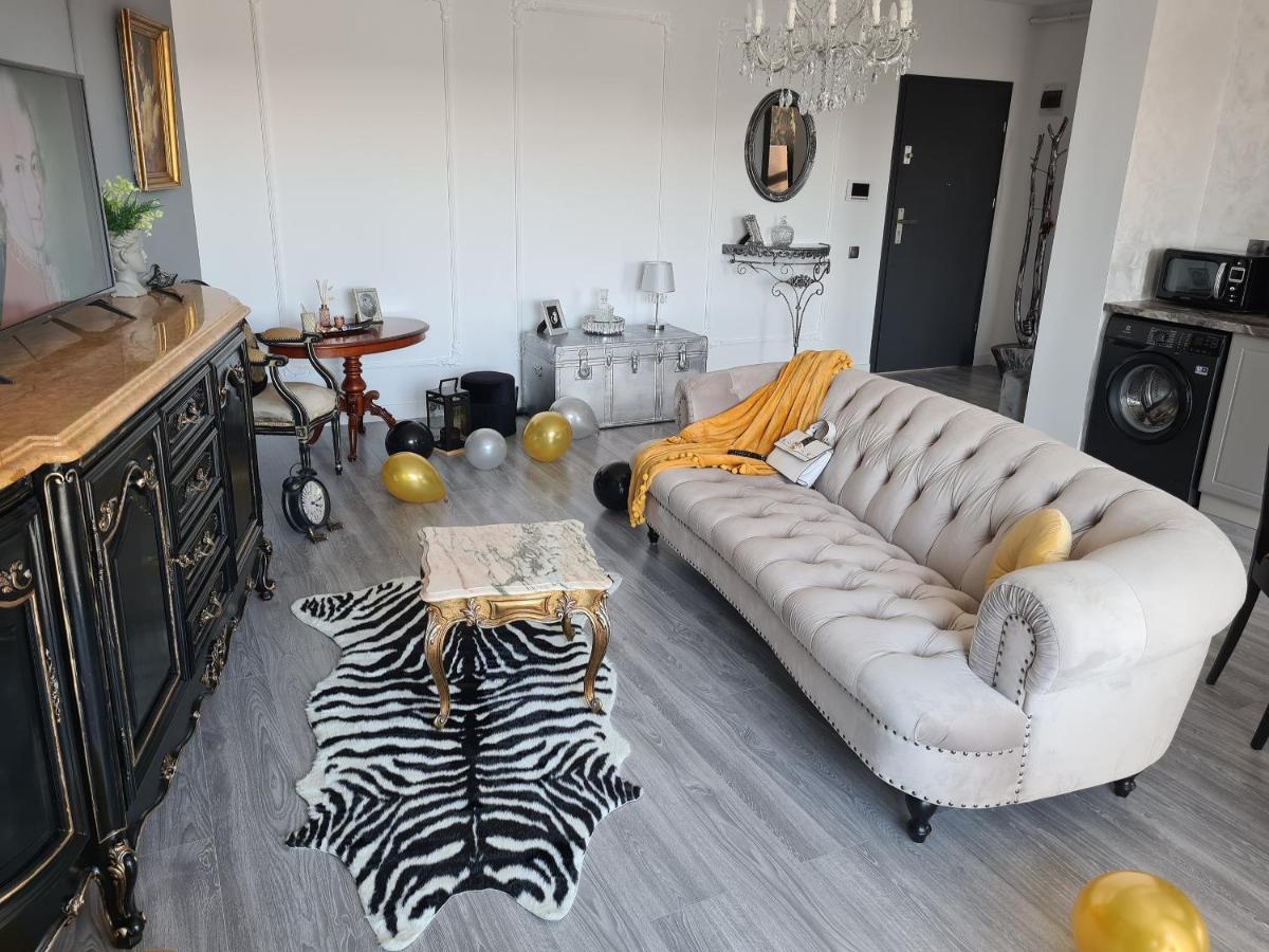 Parisian Apartment Cluj Luaran gambar